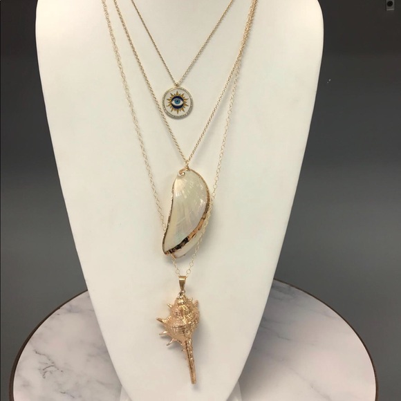 Jewelry - 14k Gold Plated Shell Necklace